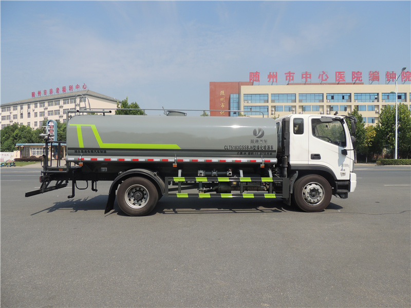 云浮保溫熱水運輸車怎么賣多少錢一輛