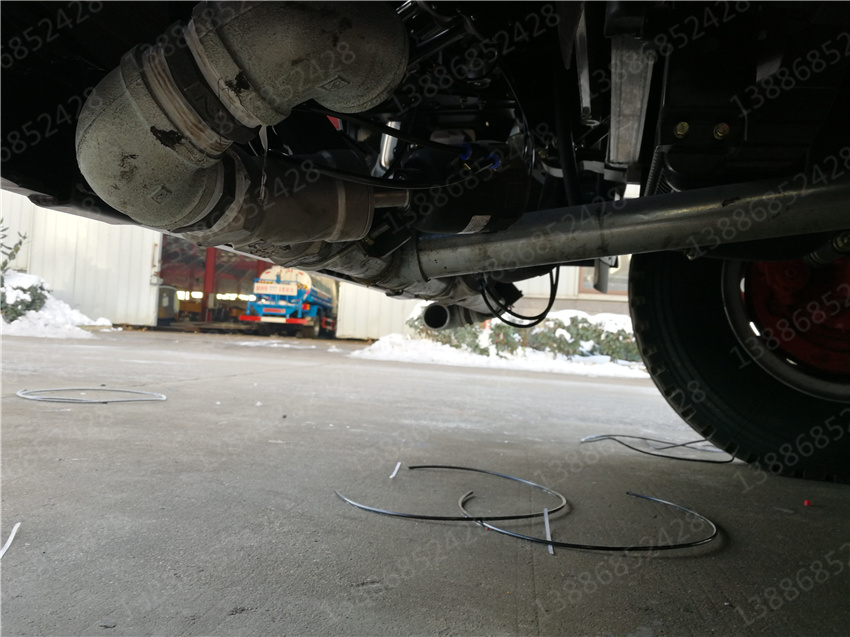 湖北盈通汽車山東綠化福田抑塵車